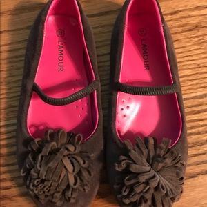 L’ Amour brown flats